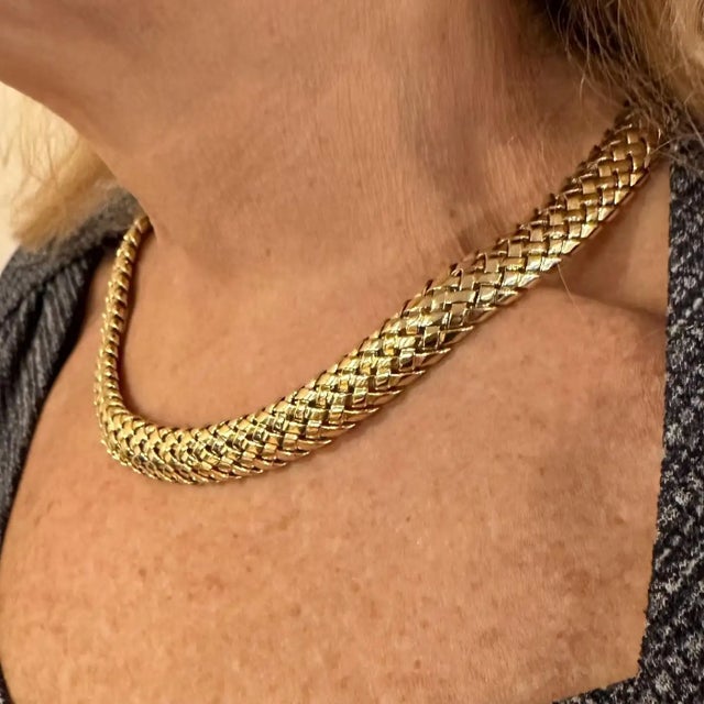 Vintage Tiffany & Co. Vannerie Basket Weave Yellow Gold Necklace For Sale - Image 16 of 17