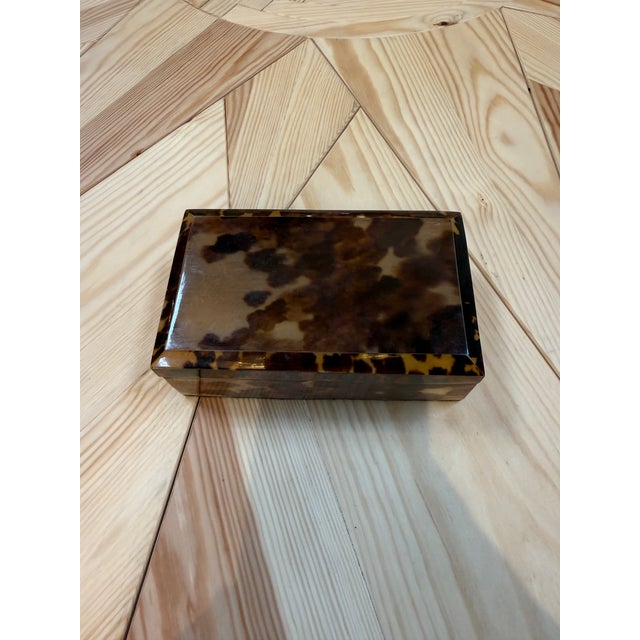 1970s Tortoiseshell-Style Wood Box With Beveled Lid For Sale - Image 5 of 6