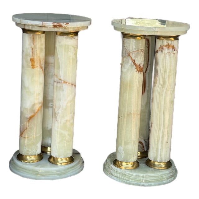 Mid-Century Modern Onyx Tripple Cylinder Base Side Tables Stand Pedestal Tables For Sale