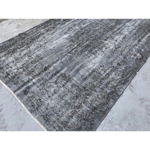 Textile 1960s Turkish Anatolian Oushak Rug For Sale - Image 7 of 10