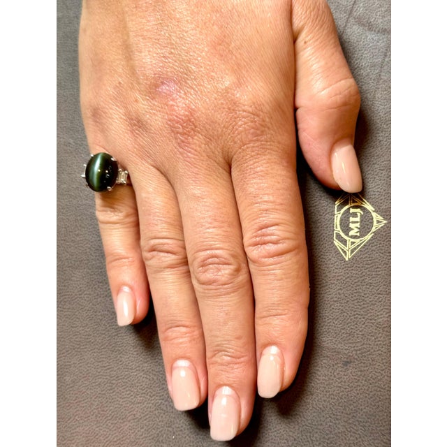 7.68 Ct Blue Green Cat's Eye Tourmaline Cocktail Ring with Diamonds in Platinum For Sale - Image 11 of 18