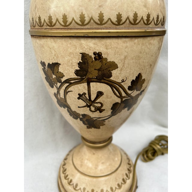 Metal Vintage Italian Painted Tole Metal Urn Shaped Neoclassic Lute Horn Grape Leaves Table Lamps - a Pair For Sale - Image 7 of 10