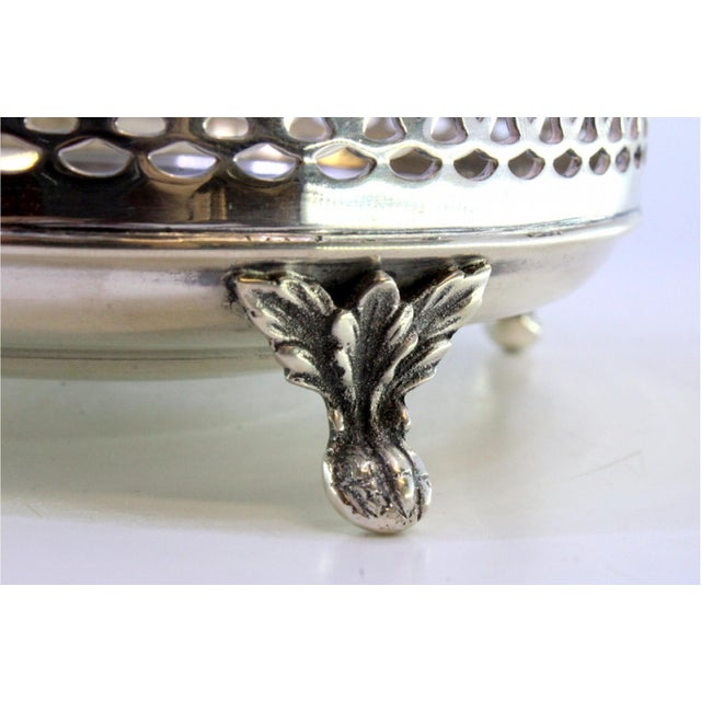 Silver Candy Box with Wire Rack, Handles with Applications and Claw-Shaped Feet For Sale - Image 5 of 10