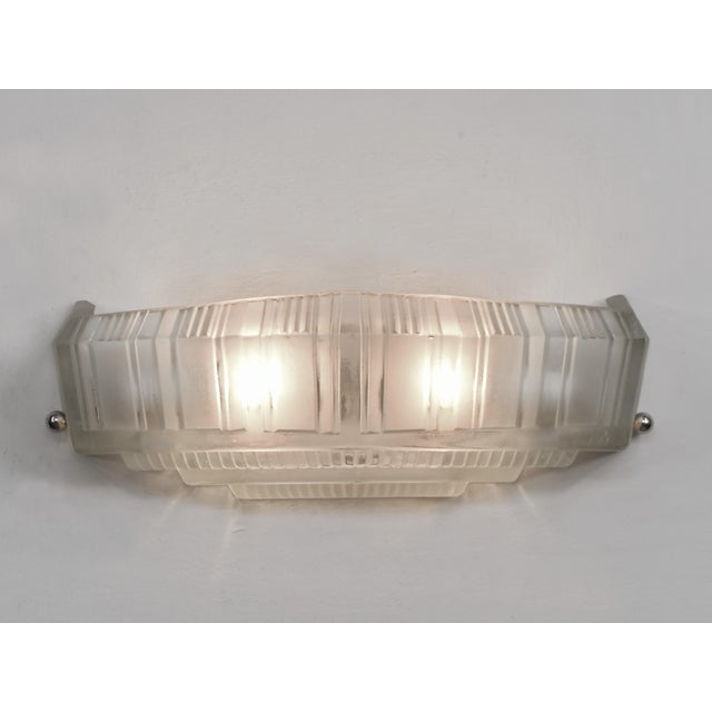 1930s Genet Et Michon French Art Deco Ribbed Glass Stepped Wall Sconces 1930s - A Pair For Sale - Image 5 of 13