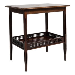19th Century United Kingdom Rich Walnut Brown Caned-Shelf Walnut Side Table For Sale
