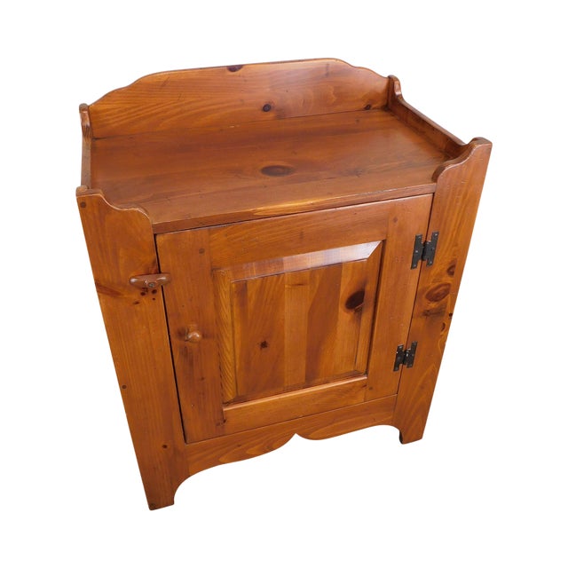 Ethan Allen Country Craftsman Collection Pine One Door Cabinet Dry