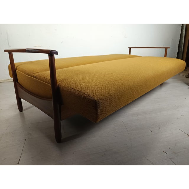 Scandinavian Mustard Bench Sofa, 1960s For Sale - Image 4 of 18