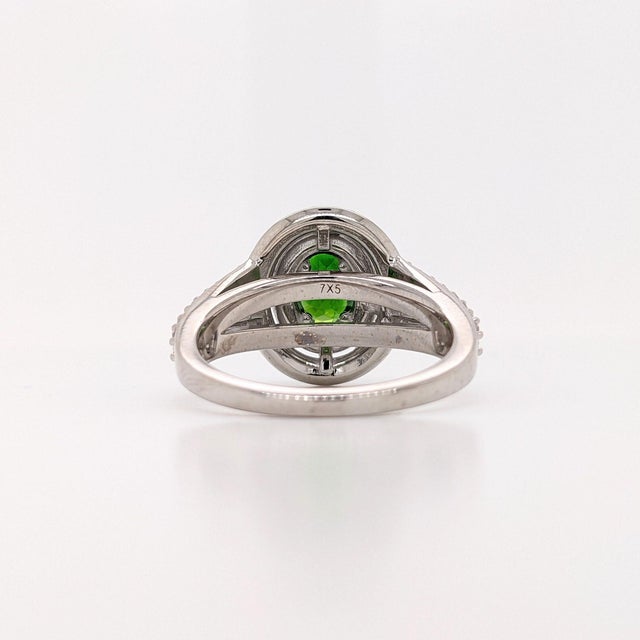Stunning Chrome Diopside Ring With Earth Mined Diamonds: Solid 14k Gold 7x5mm, Size 6.75 For Sale - Image 11 of 13