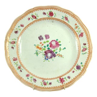 18th Century Qianlong Fencai Porcelain Plate, China For Sale