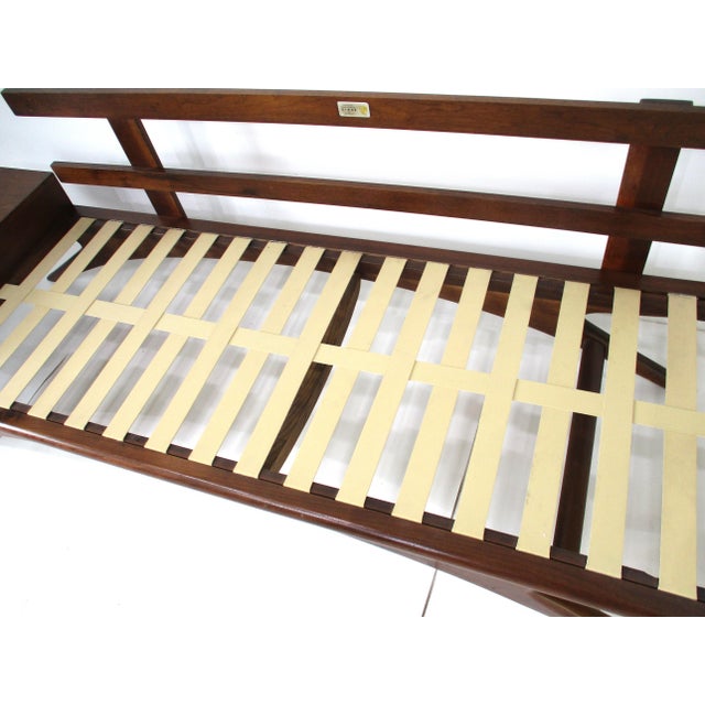 Vladimir Kagan Styled Sculptural Walnut Daybed Sofa by Otmar For Sale - Image 10 of 13