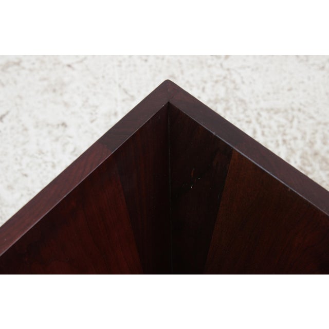 Stickley Metropolitan Cherry Lift Top Box Table For Sale In Philadelphia - Image 6 of 15