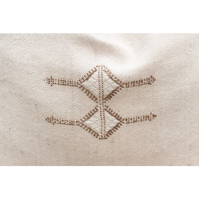 1990s Pair of Amber Clay Large Silk Rug Pillows For Sale - Image 5 of 8