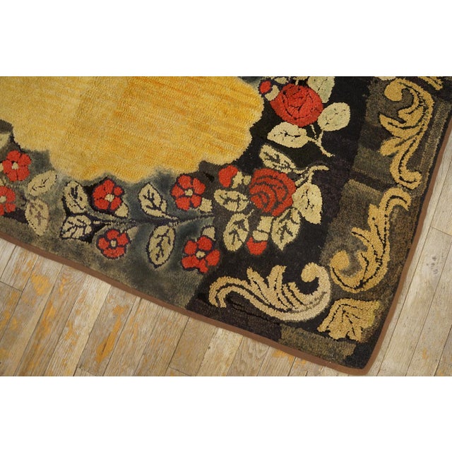 1930s 1930s Yellow Roses Medallion Antique American Hooked Rug 2' 8''x5' 0'' Handwoven Wool Carpet For Sale - Image 5 of 18