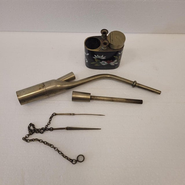 Water Pipe in Metal and Bulkhead Enamel, China, 1800s For Sale - Image 13 of 15