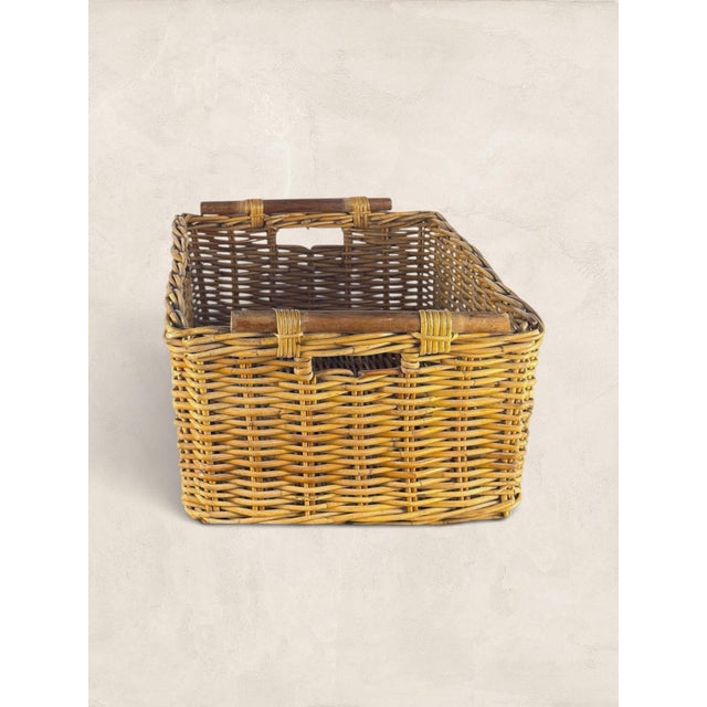 Mid-Century Modern Vintage English Wicker Storage Basket With Wooden Handles For Sale - Image 3 of 7