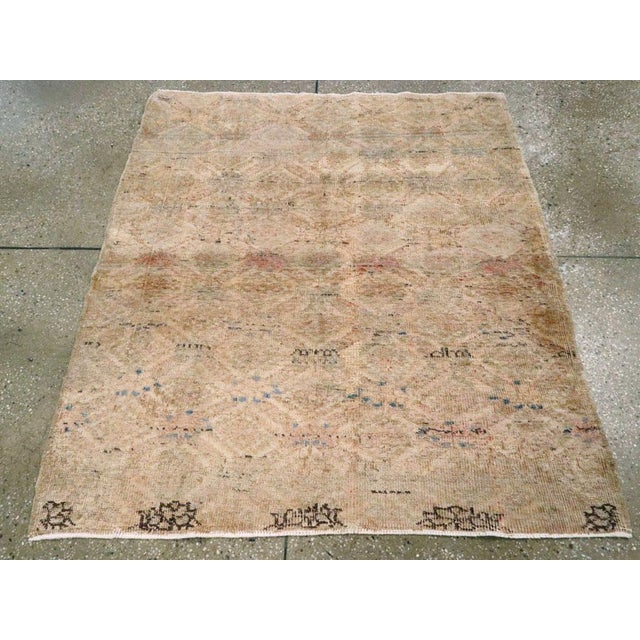 Galerie Shabab Collection Mid-20th Century Turkish Anatolian Square Rug For Sale - Image 4 of 8