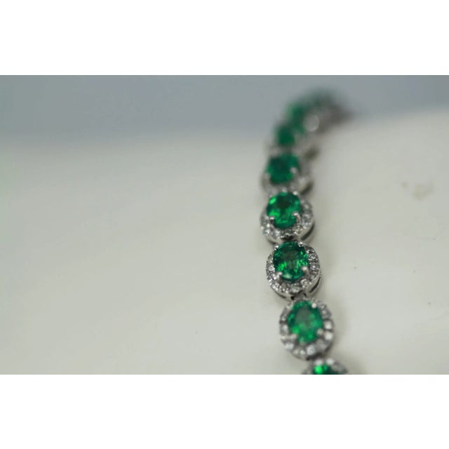 Emerald Diamond Platinum Link Bracelet For Sale - Image 9 of 9
