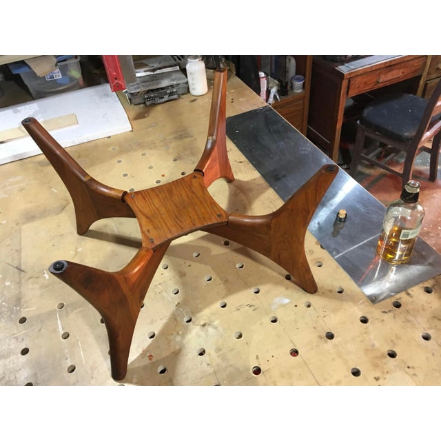 Mid-Century Modern Walnut Coffee Table Model “1649-Pt” Adrian Pearsall For Sale - Image 13 of 13