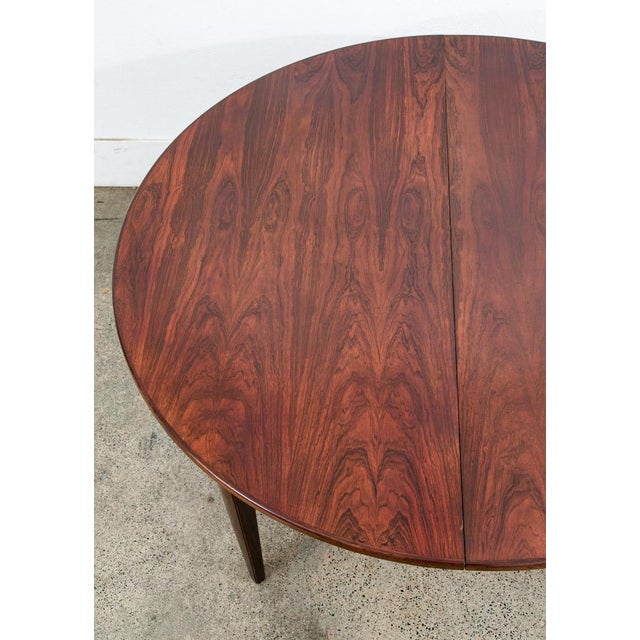 1960s Mid Century Danish Modern Dining Table Oval Rosewood Extension X1 Denmark Round For Sale - Image 11 of 12