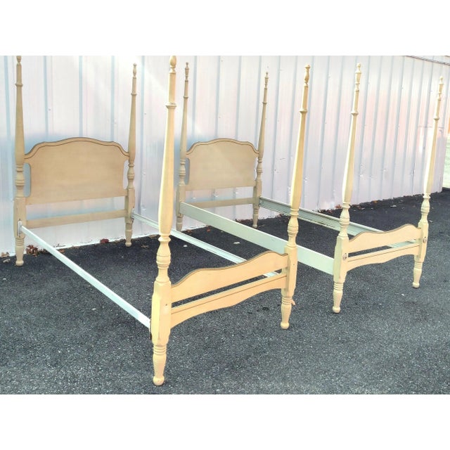 Mid 20th Century Vintage French Provincial Urn Poster Twin Size Beds, a Pair For Sale In Washington DC - Image 6 of 9