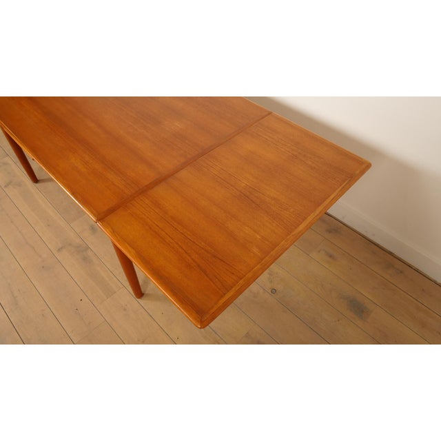 Vintage Extendable Dining Table in Teak For Sale - Image 9 of 10