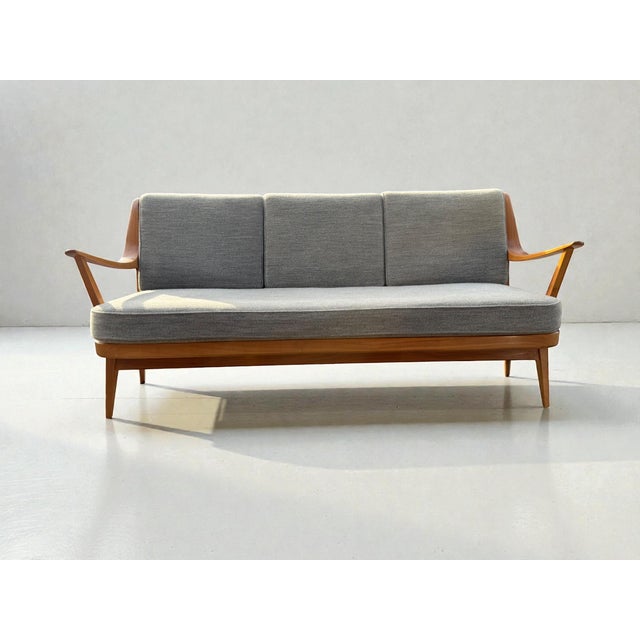 Rare Model, with an impressive organic Shape. Original upholstery in great condition I have official proof of authenticity...