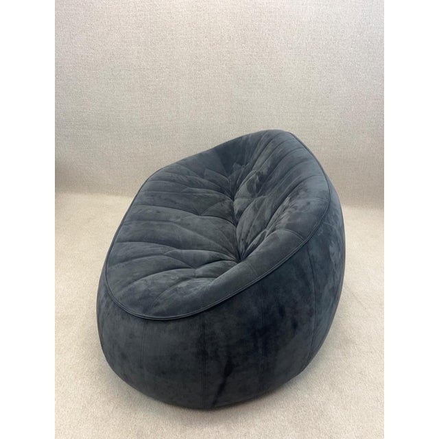 Textile Black Two-Seater Sofa from Ligne Roset For Sale - Image 7 of 18