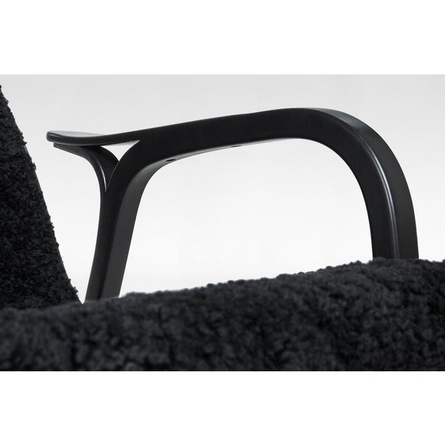 Set of Vintage Black Sheepskin Lamino Lounge Chair and Ottoman by Yngve Ekström for Swedese For Sale - Image 6 of 7