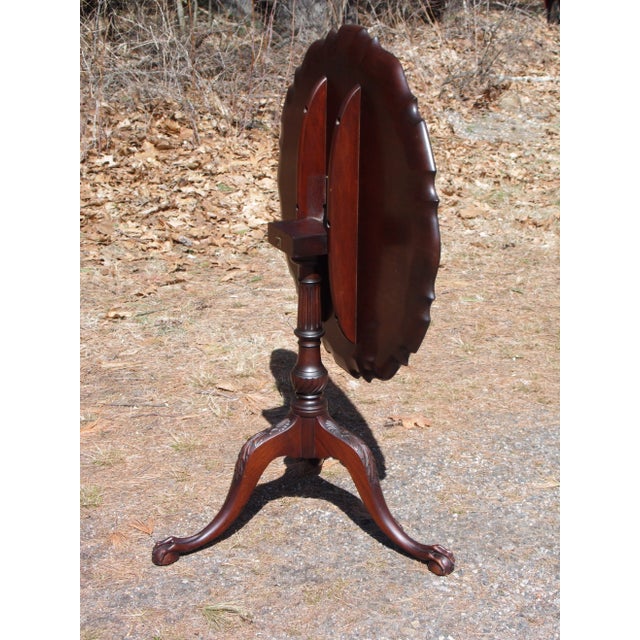 Vintage Charak Chippendale Style Mahogany Pedestal Base Pie Crust Tilt Top Table For Sale - Image 10 of 13