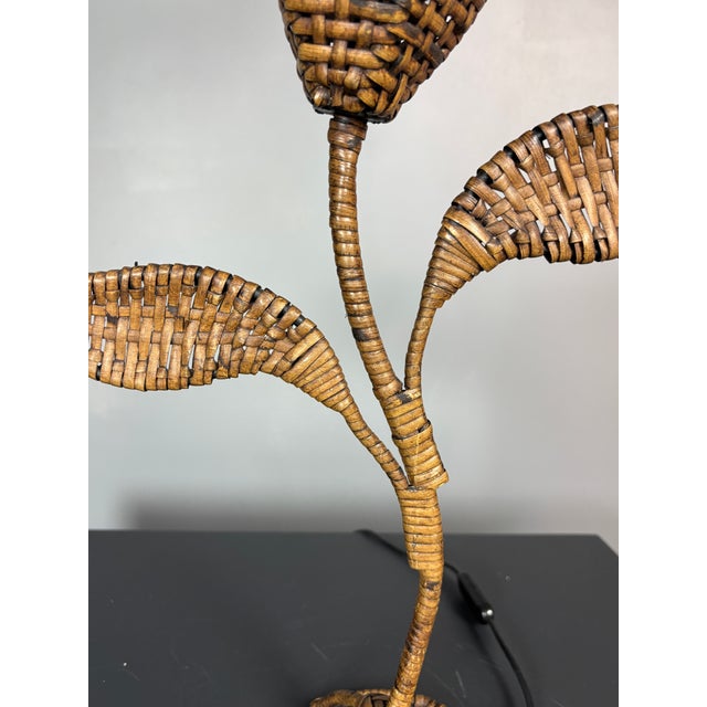 Large Mid-Century French Rattan Wicker Flower Tulip Table Lamp, 1960s For Sale - Image 6 of 16