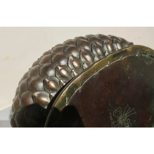 Bronze Buddha Quan Yin, Avalokiteshvara. For Sale - Image 13 of 13