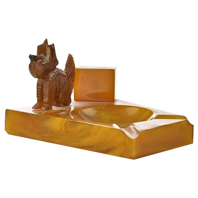 1930s Vintage Amber Bakelite Art Deco Ashtray, Europe, 1930s For Sale - Image 5 of 5