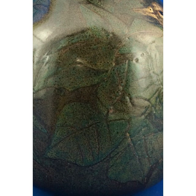 Futurist Majolica Ceramic Vase with Bas-Relief Bird by Bruno Baratti, Italy, 1920s For Sale - Image 15 of 18