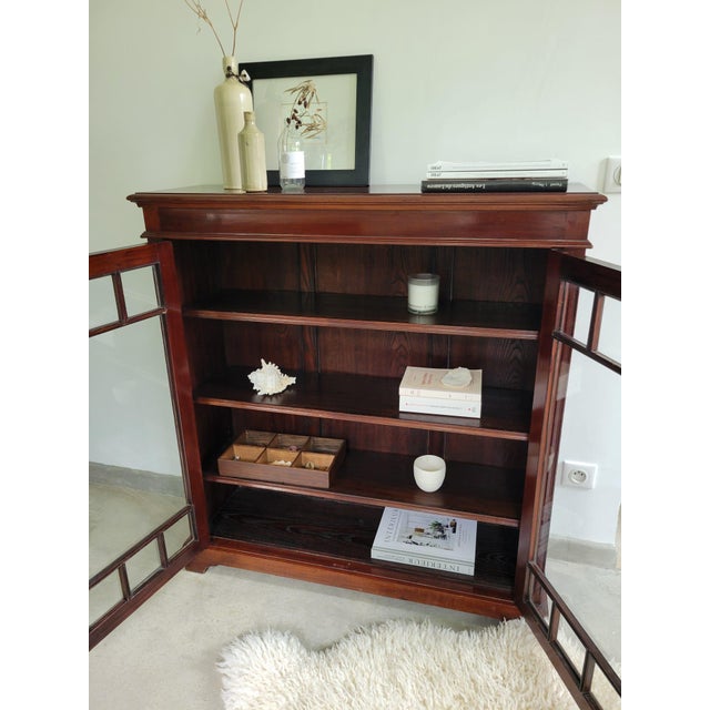 Low English Style Georgian Mahogany Display Bookcase, 1890s For Sale - Image 5 of 14