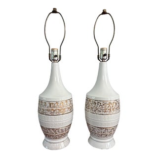 Vintage Mid-Century Modern Ceramic Table Lamps, White Glaze With Gilt Accents – Pair For Sale