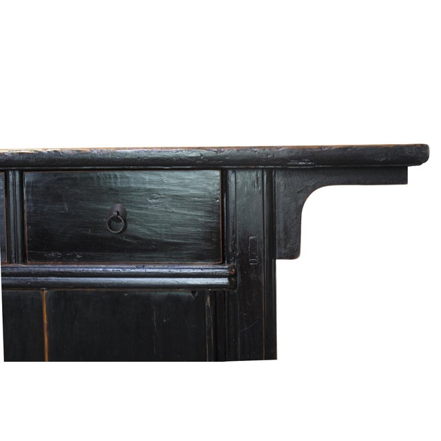 Monumental 18th-Century Chinese Sideboard in Black, Circa 1766 For Sale - Image 4 of 10