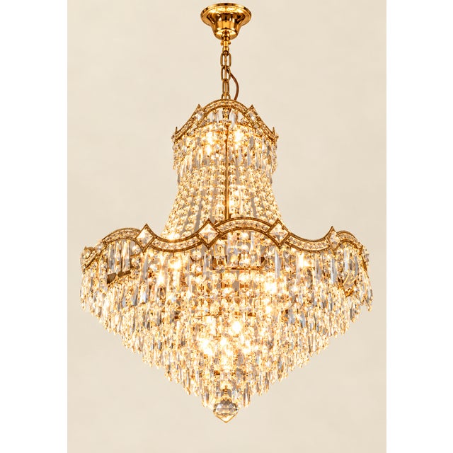 1960s Large Hollywood Regency Crystal Chandelier, Italy, 1965-1975 For Sale - Image 5 of 5