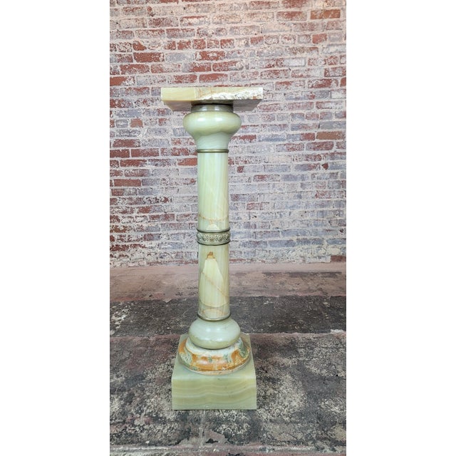 Traditional 19th Century French Empire Light Green Variegate Onyx & Bronze Pedestal For Sale - Image 3 of 11