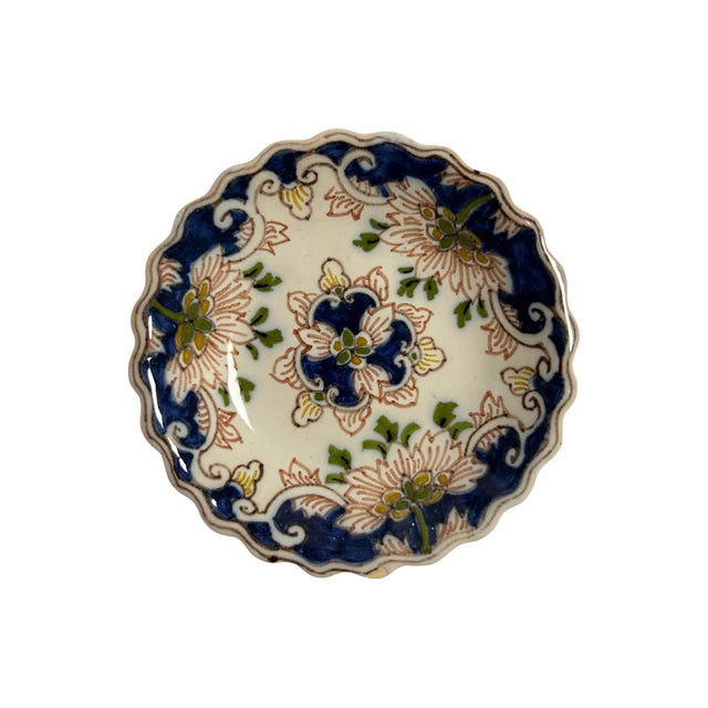 Vintage Tichelaar Makkum Hand-Painted Small Wall Plates, 1960s, Set of 5 For Sale - Image 4 of 9