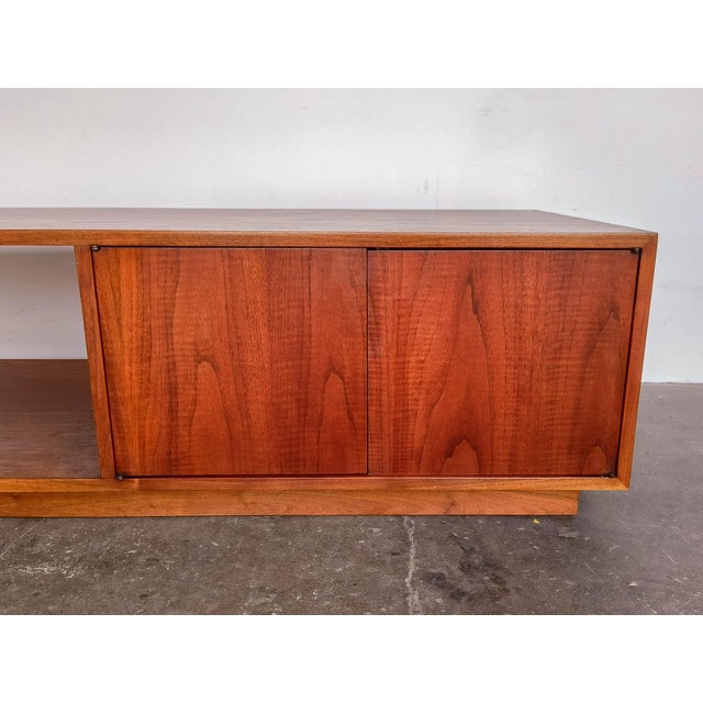 1960s 1960s Mid-Century Modern Minimal Walnut Cabinet Coffee Table For Sale - Image 5 of 8