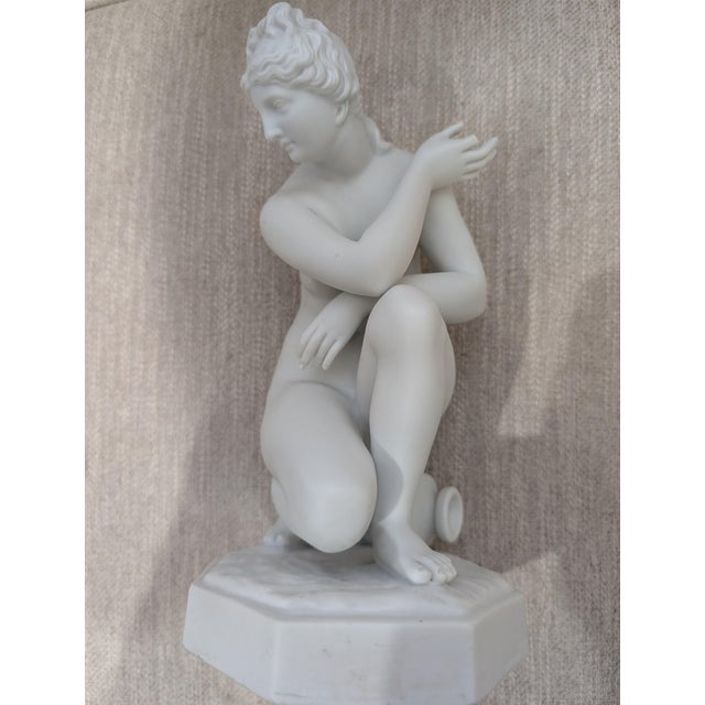 Ceramic Antique Bisque Porcelain Crouching Venus Sculpture (Early 20th C) For Sale - Image 7 of 9