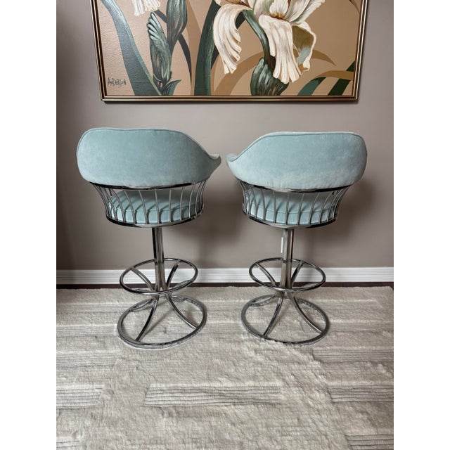 Vintage 1970s Mid Century MCM Tulip Style Chrome Swivel Bar Stools For Sale In Houston - Image 6 of 12