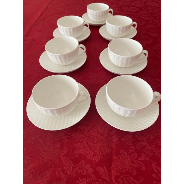 Late 20th Century Late 20th Century Exquisite Wedgwood White Night and Day Bone China Seven 5 Piece Place Settings- 35 Pieces For Sale - Image 5 of 12