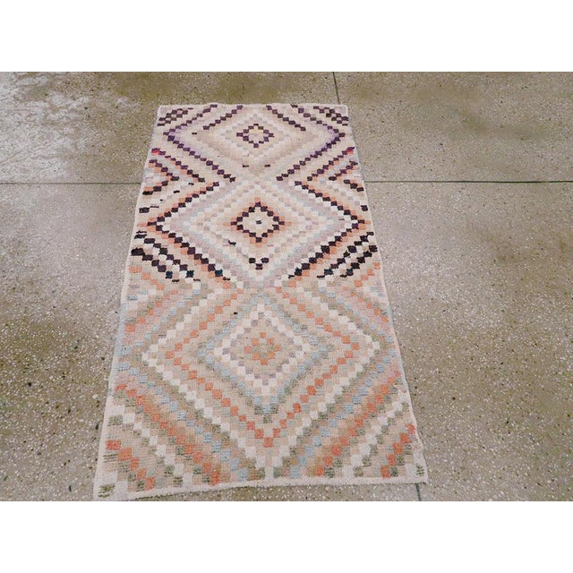Galerie Shabab Collection Mid-20th Century Turkish Anatolian Throw Rug For Sale - Image 4 of 10