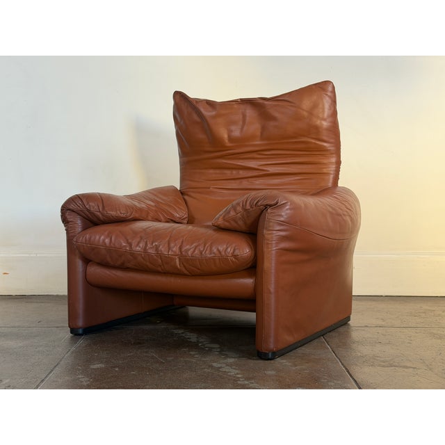 Vintage 1970's Cassina Maralunga Lounge Chair For Sale - Image 9 of 17
