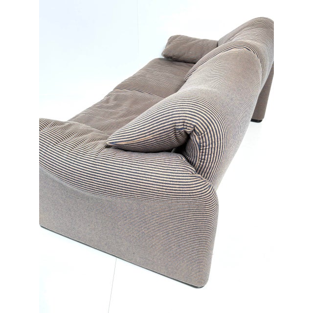 Maralunga 2-Seater Sofa by Vico Magistretti for Cassina, Italy, 1973 For Sale - Image 16 of 18