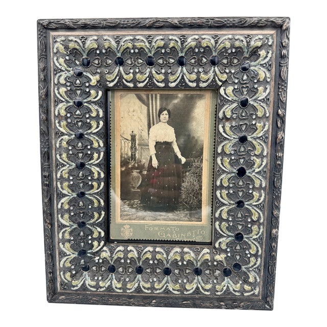 Early 1900s Italian “Formato Gabinetto” Portrait in Ornate Decorative Frame For Sale