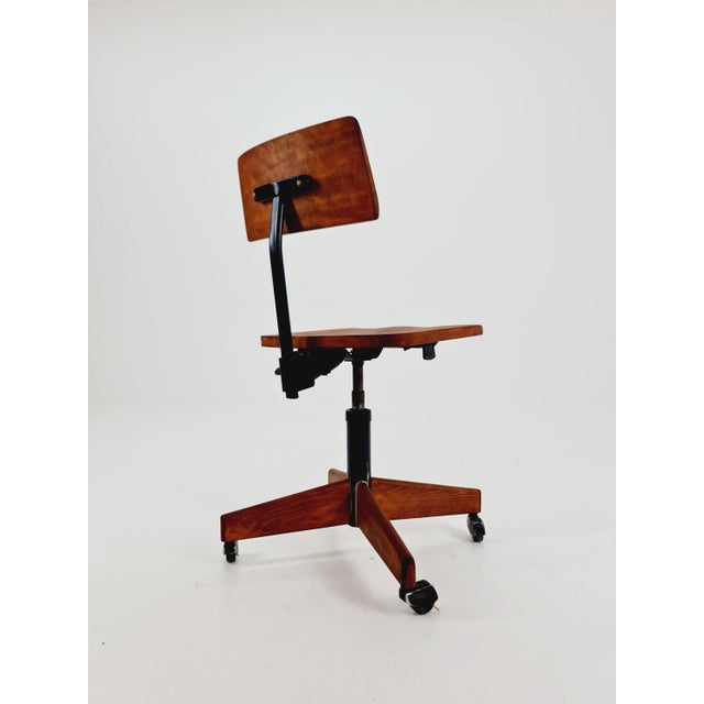 Bauhaus Swivel Office Chair in Wood by Stoll Giroflix, 1960s For Sale - Image 10 of 11