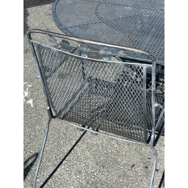 Vintage Russell Woodard Wrought Iron Patio Set Table & 4 Chairs, Attributed For Sale - Image 12 of 12
