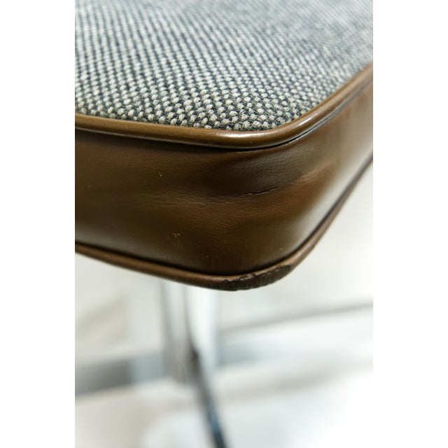Brown Industrial United Chair Rolling Office Chair With Adjustable Height For Sale - Image 8 of 9